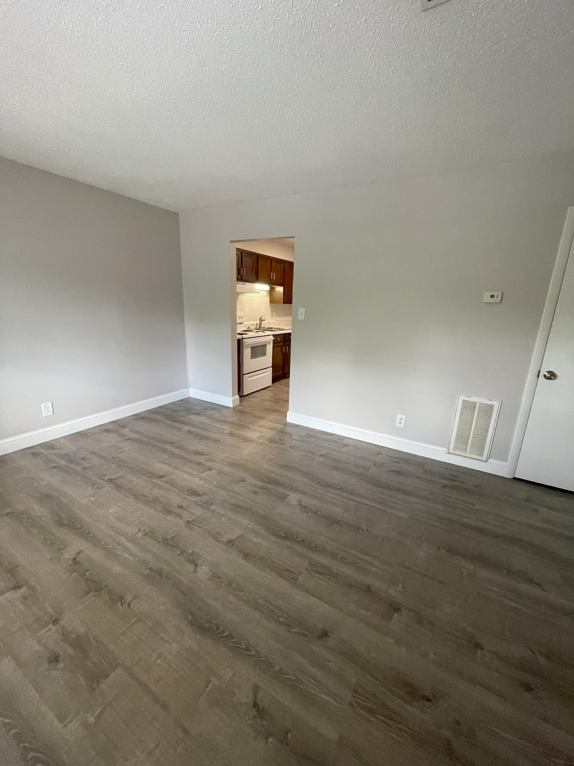 305 Lynnwood Drive