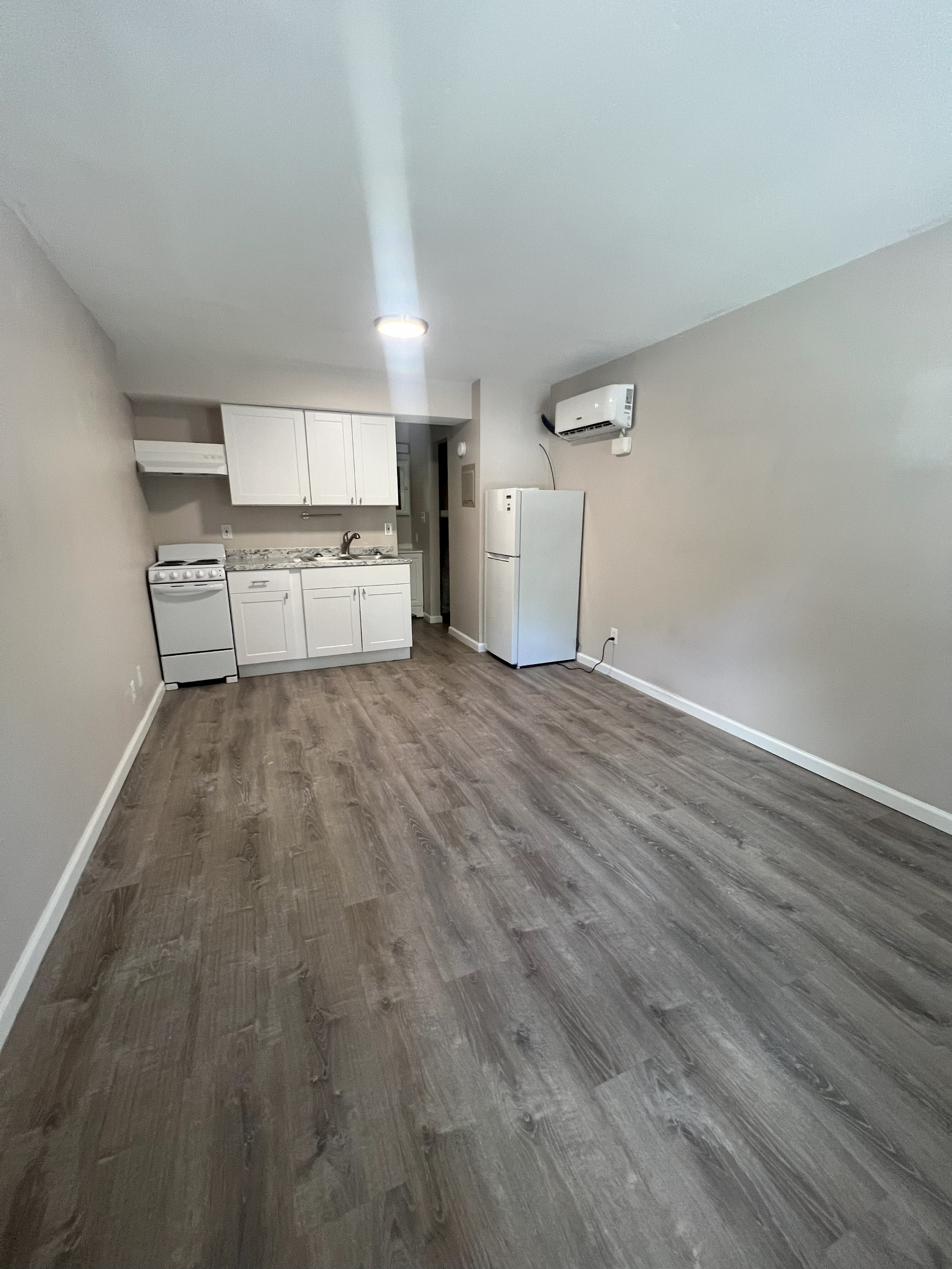 5015 Jacksboro Pike