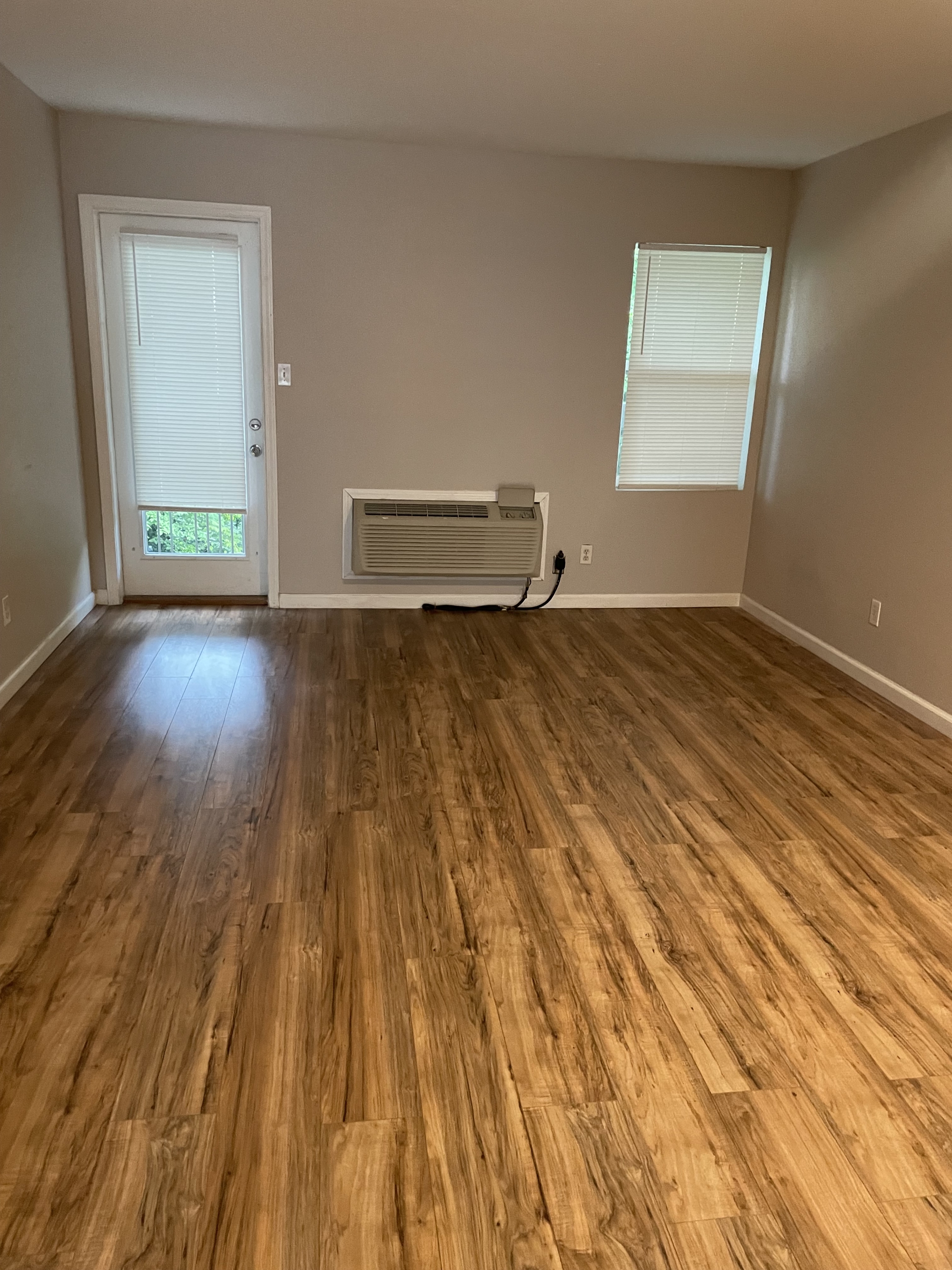 2016 Dawson Street