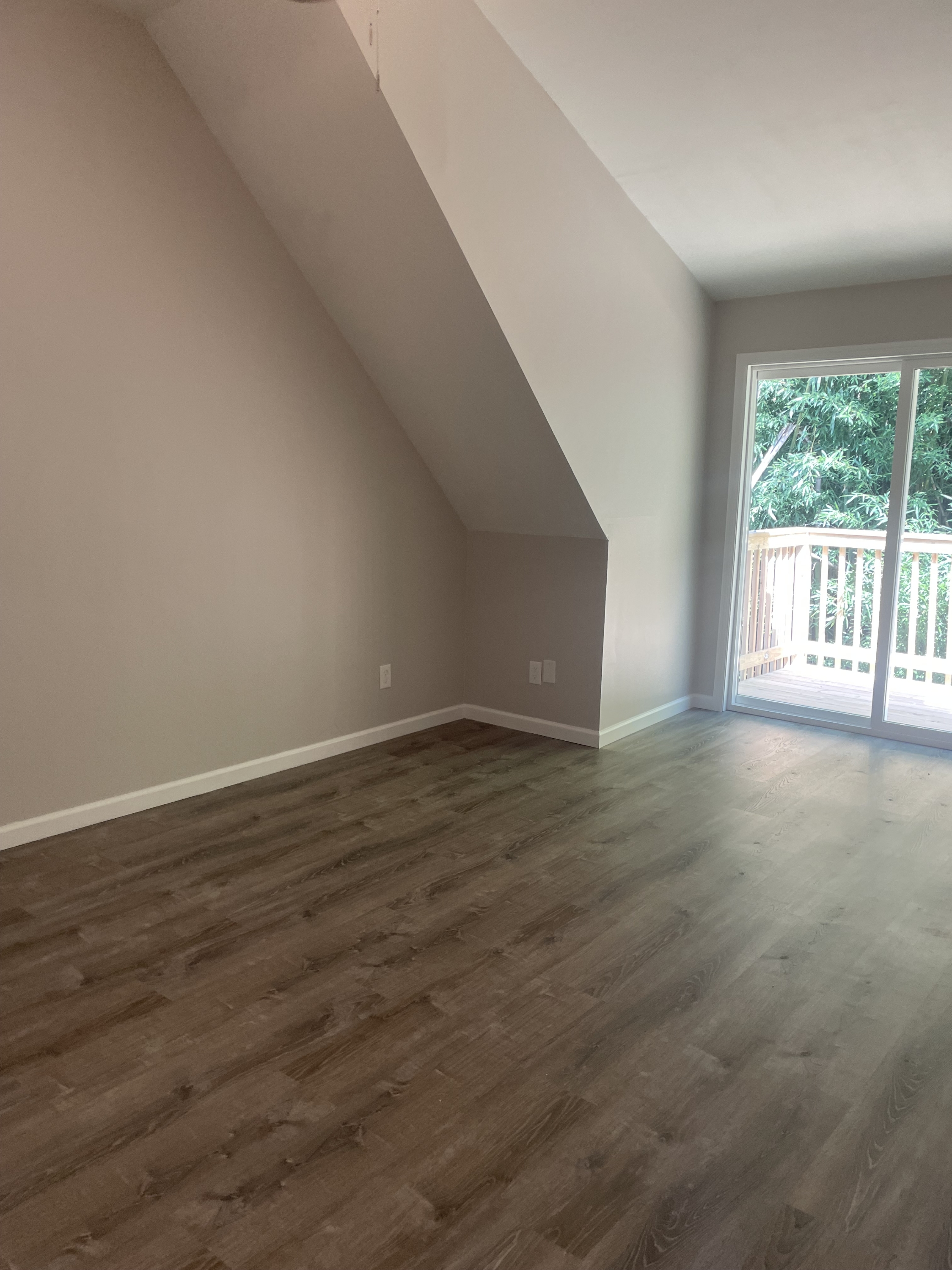 5015 Jacksboro Pike